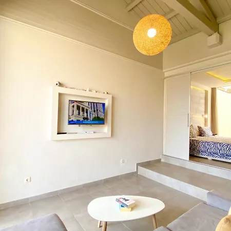 Beach Minivillas With Pool By Dadovillas