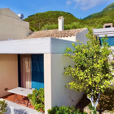 Beach Minivillas With Pool By Dadovillas Barbati