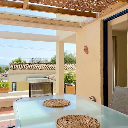 Beach Minivillas With Pool By Dadovillas Barbati
